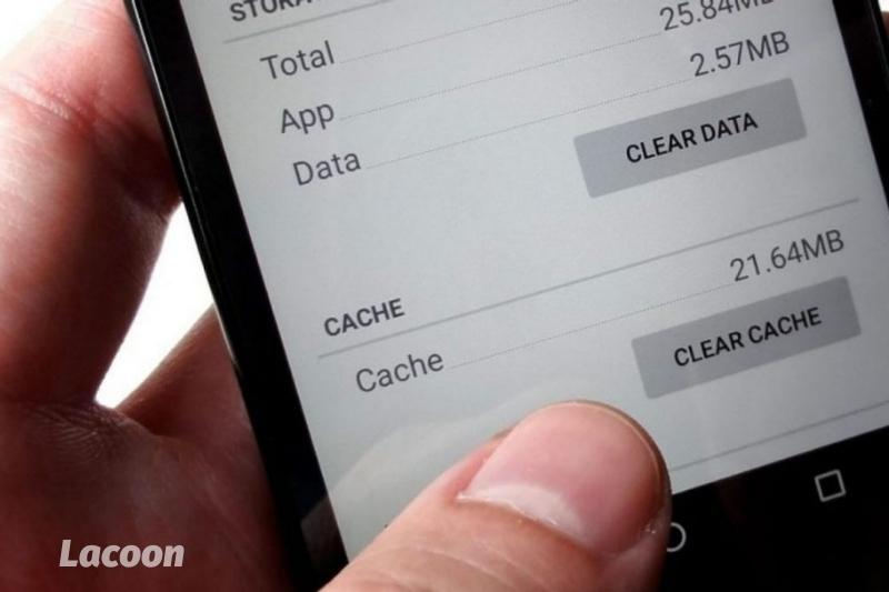 how to fix hacked android phone- Clear the Phone Cache